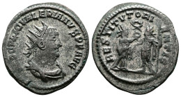 Valerian I, 253-260 AD. Billon Antoninianus (21 mm, 3,99 g.). Samosata, 255-256 AD. IMP C P LIC VALERIANVS P F AVG, radiate, draped and cuirassed bust...
