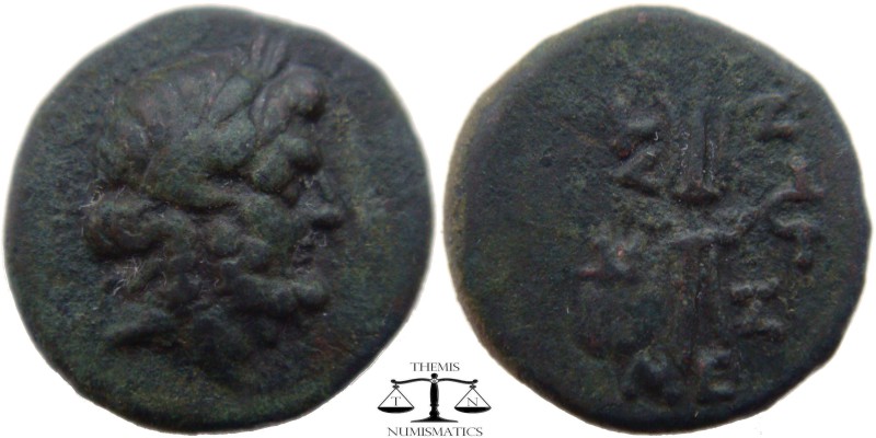 Phrygia, AE17, Peltae 200-0 BC. Laureated Zeus head right / PELTH-NWN, winged th...