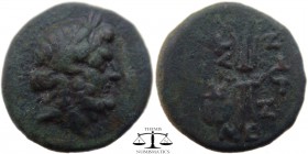 Phrygia, AE17, Peltae 200-0 BC. Laureated Zeus head right / PELTH-NWN, winged thunderbolt in between, monogram ME below. SNG KOP 30 636(1). 17 mm., 3,...