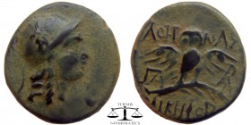 Mysia, AE17 Pergamon 200-133 BC. Helmeted head of Athena right, helmet decorated with star / AΘH-NAΣ above and NIKHΦOPOY below owl, with wings spead, ...