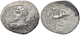 ROMANE REPUBBLICANE - LICINIA - C. Licinius L. f. Macer (84 a.C.) - Denario B. 16; Cr. 354/1 (AG g. 4,14) Qualche debolezza di conio, ma largo modulo
...