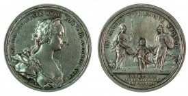 Maria Theresia 1740 - 1780 
Medaglia per l’educazione del principe ereditario Arciduca Giuseppe (il futuro Imperatore Giuseppe II) argento, incisore ...