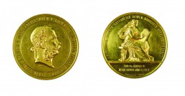 Franz Joseph I 1848 - 1916
Medaglia 1873 per il 25° anniversario di regno oro del peso di gr. 107,61, incisori del conio al diritto “A. SCHARFF” (Ant...