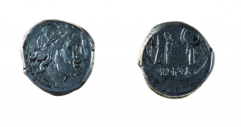 Monete Romane Repubblicane 
Insieme di due monete comprendente un Vittoriato e ...