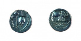Monete Romane Pre-Imperiali 
Giulio Cesare (49-44 a.C.) - Denaro anonimo databile agli anni 49-48 a.C. - Zecca: itinerante al seguito di Giulio Cesar...