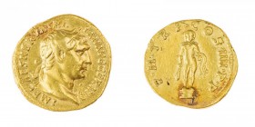 Traiano (98-117 d.C.) 
Aureo databile agli anni 101-102 d.C. - Zecca: Roma - Diritto: testa laureata dell’Imperatore a destra con l’egida sul collo -...