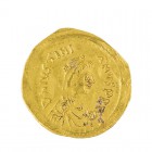 Monete Bizantine 
Giustiniano I (527-565) - Semisse - Zecca: Costantinopoli - Diritto: busto diademato e drappeggiato dell’Imperatore a destra - Rove...