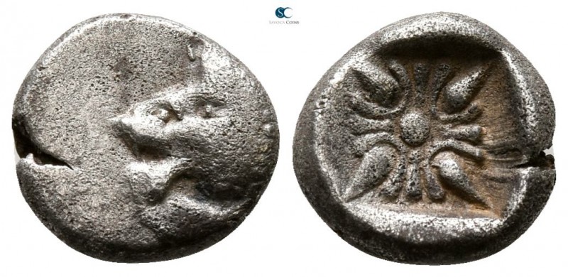 Ionia. Miletos circa 520-470 BC. 
Diobol AR

9 mm., 1.16 g.



nearly ver...