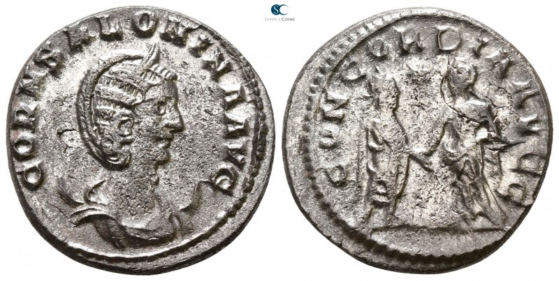 Salonina AD 254-268. Samosata
Antoninianus AR

20 mm., 4.37 g.



very fi...
