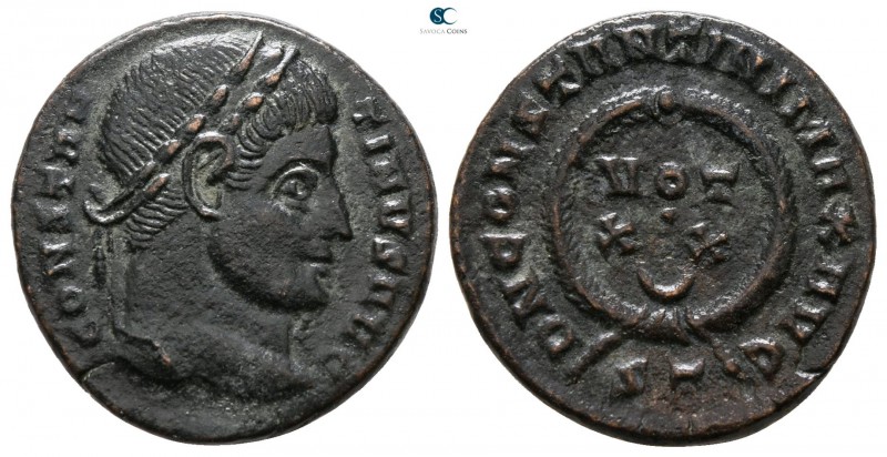 Constantinus I the Great AD 306-336. Ticinum
Follis Æ

17 mm., 3.25 g.


...