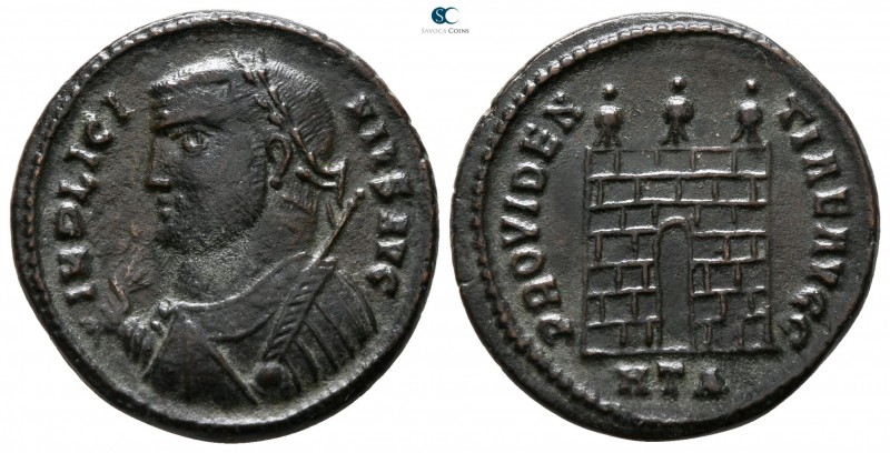 Licinius I AD 308-324. Heraclea
Follis Æ

19 mm., 3.61 g.



very fine
