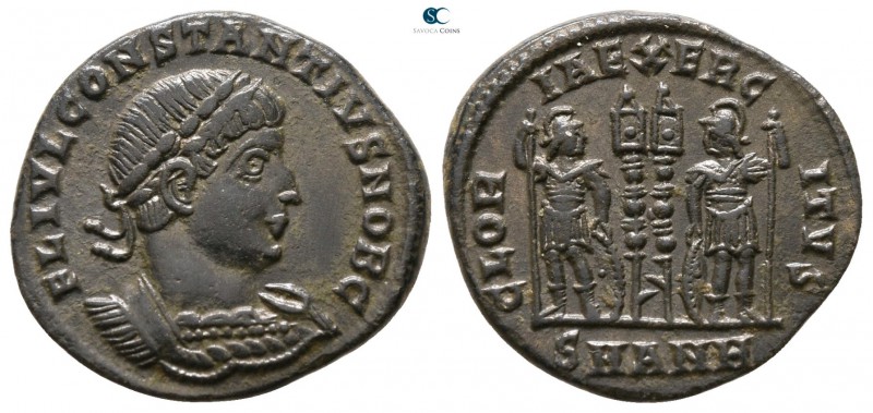 Constantius II as Caesar AD 324-337. Antioch
Follis Æ

17 mm., 2.30 g.


...