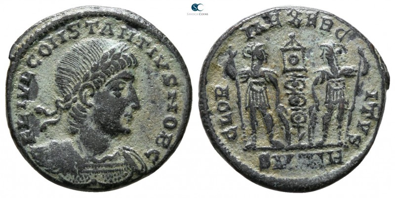 Constantius II as Caesar AD 324-337. Antioch
Follis Æ

16 mm., 1.77 g.


...