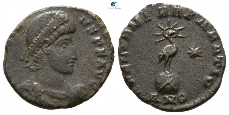 Constans AD 337-350. Antioch
Follis Æ

16 mm., 2.15 g.



nearly very fin...