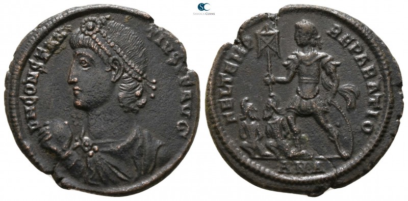 Constantius II AD 337-361. Antioch
Follis Æ

21 mm., 4.44 g.



very fine...