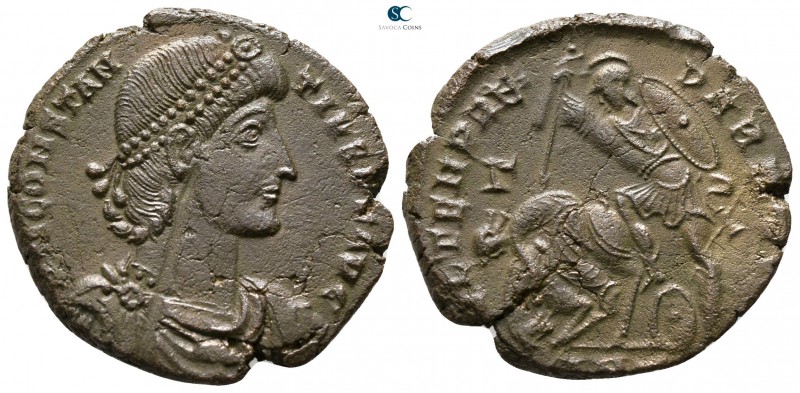 Constantius II AD 337-361. Antioch
Follis Æ

22 mm., 4.98 g.



very fine...