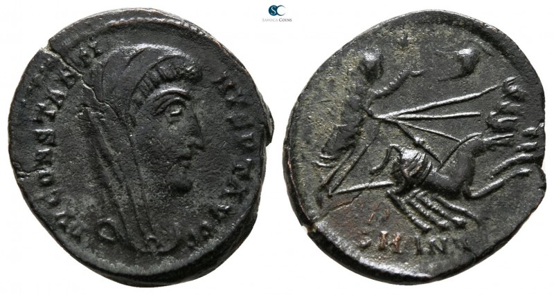 Divus Constantinus I AD 337-340. Antioch
Follis Æ

16 mm., 1.76 g.



ver...