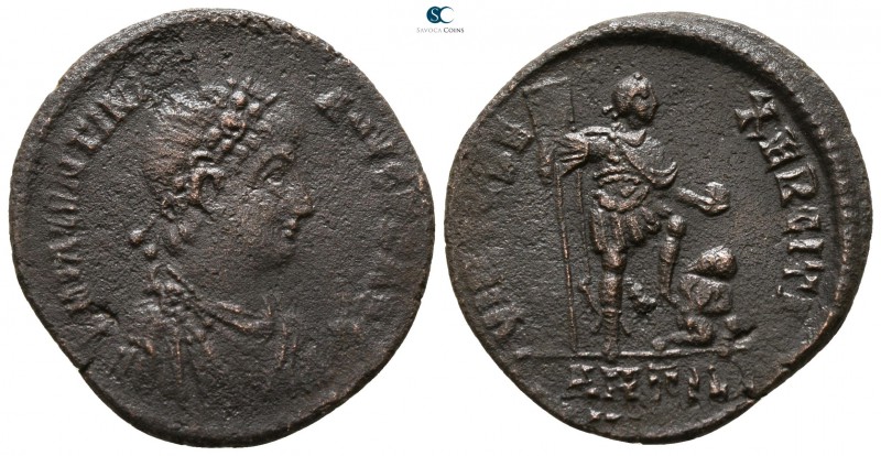 Valentinian I AD 364-375. Antioch
Follis Æ

23 mm., 4.01 g.



very fine