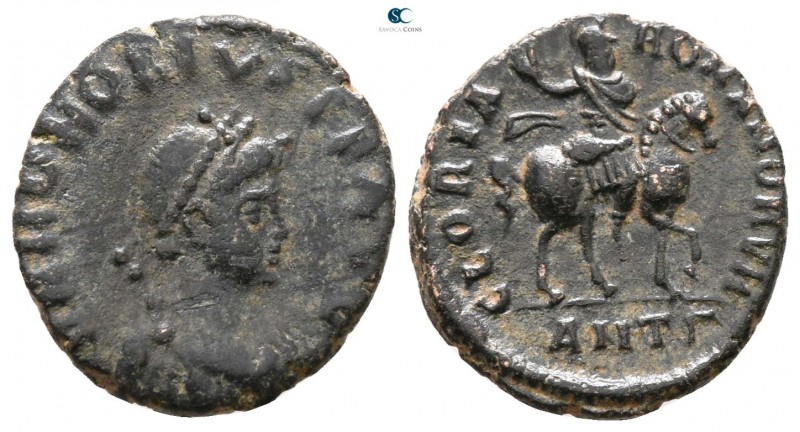Honorius AD 393-423. Antioch
Nummus Æ

14 mm., 1.60 g.



very fine