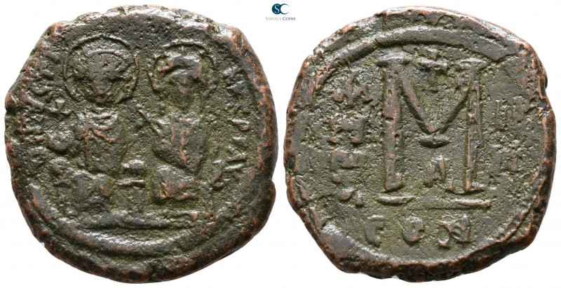 Justin II and Sophia AD 565-578. Constantinople
Follis Æ

30 mm., 13.02 g.
...