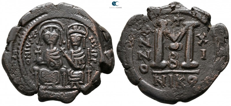 Justin II and Sophia AD 565-578. Nikomedia
Follis Æ

32 mm., 14.08 g.



...