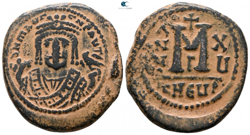 Maurice Tiberius AD 582-602. Theoupolis (Antioch)
Follis Æ

29 mm., 11.61 g....