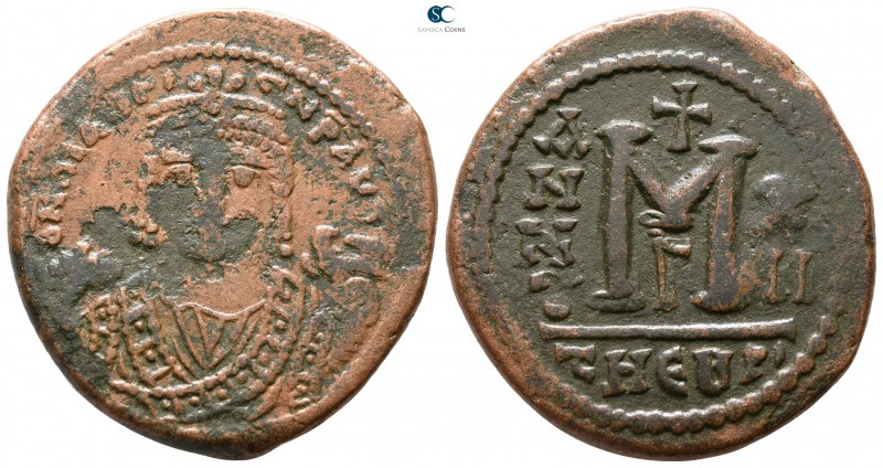 Maurice Tiberius AD 582-602. Theoupolis (Antioch)
Follis Æ

28 mm., 11.27 g....