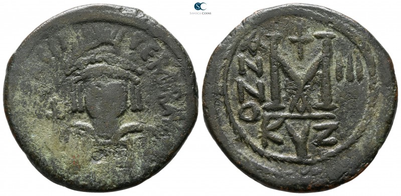 Heraclius AD 610-641. Cyzicus
Follis Æ

30 mm., 10.27 g.



nearly very f...