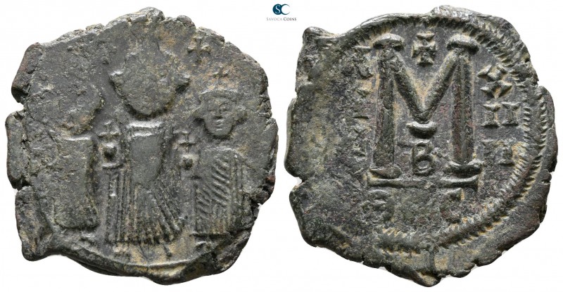 Heraclius & H.Constantine & Martina AD 610-641. Thessalonica
Follis Æ

27 mm....