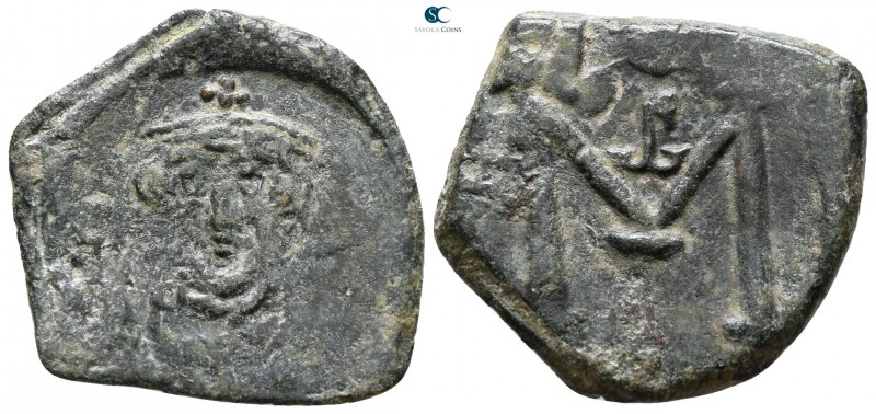 Constans II AD 641-668. Syracuse
Follis Æ

24 mm., 3.86 g.



nearly very...