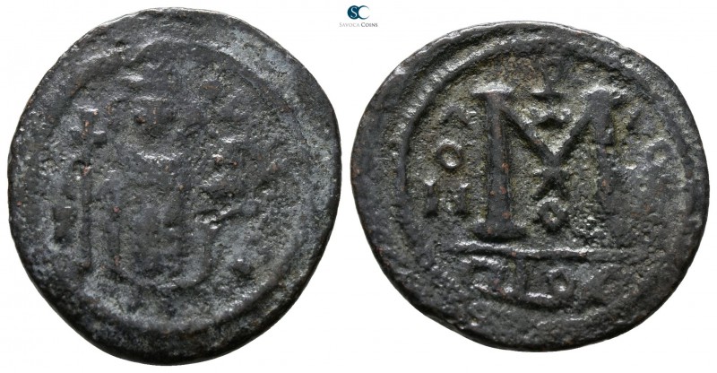Early Caliphate circa AD 670-690. 
Fals (Follis) Æ

21 mm., 3.34 g.



ne...