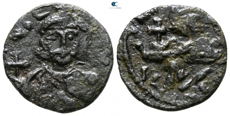 Leo III the "Isaurian", with Constantine V. AD 717-741. Constantinople or Syracu...