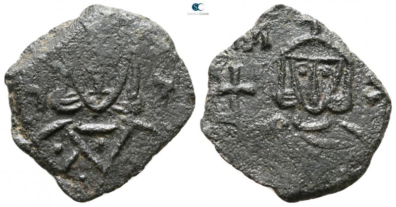 Leo V and Constantine AD 813-820. Syracuse
Follis Æ

19 mm., 3.54 g.



n...