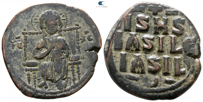 Constantine IX Monomachus AD 1042-1055. Constantinople
Anonymous follis Æ

28...