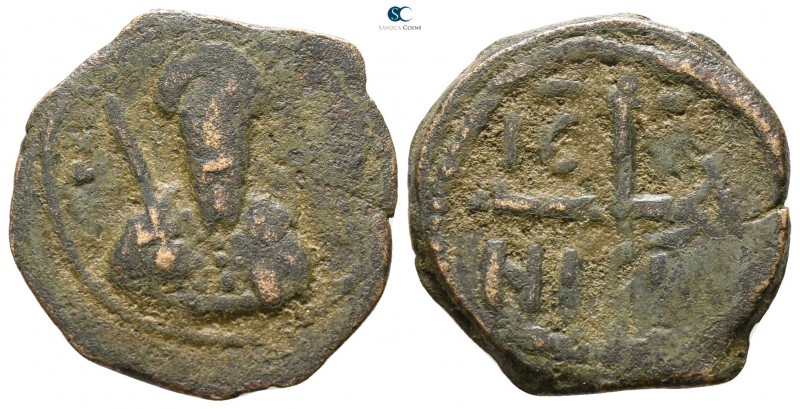 Tancred. As regent AD 1101-1112. Antioch
Follis Æ

21 mm., 3.25 g.



nea...