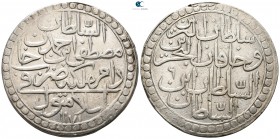 Turkey. Constantinople. Mustafa III AD 1757-1774. 1171 - 1187 AH. 2 Zolota AR