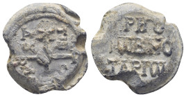 Av.: Cruciform invocative monogram Θεοτόκε βοήθει τῷ σῷ δούλῳ
Rv.: ΓΡΗΟ-Ιωβ/ΝΟΤΑΡΙω

(22mm, 10.1 g)