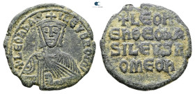 Leo VI the Wise AD 886-912. Constantinople. Follis Æ