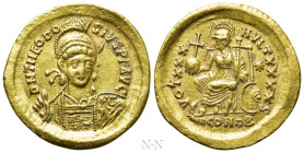 THEODOSIUS II (402-450). GOLD Solidus. Constantinople