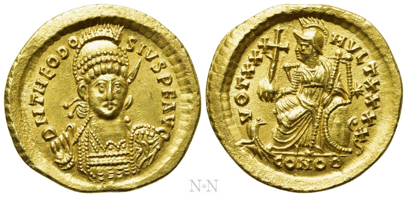 THEODOSIUS II (402-450). GOLD Solidus. Constantinople. 

Obv: D N THEODOSIVS P...
