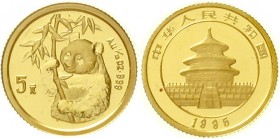 China
Volksrepublik, seit 1949
5 Yuan GOLD 1995. Hüftbild eines Pandas mit Bambuszweig. 1/20 Unze Feingold. Small Date, verschweißt.
Stempelglanz