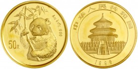 China
Volksrepublik, seit 1949
50 Yuan GOLD 1995. Hüftbild eines Pandas mit Bambuszweig. 1/2 Unze Feingold. Small Date, verschweißt.
Stempelglanz