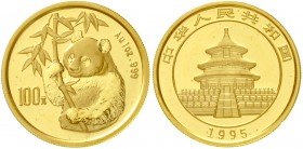 China
Volksrepublik, seit 1949
100 Yuan GOLD 1995. Hüftbild eines Pandas mit Bambuszweig. 1 Unze Feingold. Large Date, verschweißt.
Stempelglanz