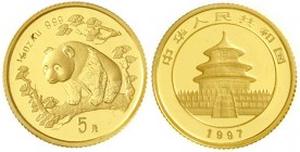 China
Volksrepublik, seit 1949
5 Yuan GOLD 1997. Panda nach links im Wald. 1/20 Unze Feingold. Large Date, verschweißt.
Stempelglanz