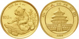China
Volksrepublik, seit 1949
100 Yuan GOLD 1998. Panda auf Felsen beim Auswählen von Zweigen. 1 Unze Feingold. Small Date.
Stempelglanz, winz . R...
