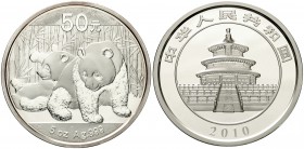China
Volksrepublik, seit 1949
50 Yuan 5 Unzen Silbermünze 2010. Zwei Pandas beim Spielen. Im Original-Etui mit Umverpackung und Zertifikat.
Polier...