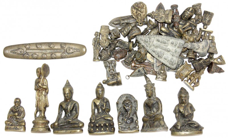 Lots Asien allgemein
52 Stück: meist Messingfigürchen. U.a. Buddhas, eine Schil...