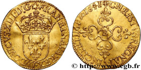 LOUIS XIII
Type : Écu d'or au soleil, à la croix anillée fleurdelisée 
Date : 1641 
Mint name / Town : Rouen 
Quantity minted : 21300 
Metal : gold 
M...