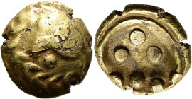 DEUTSCHLAND. VINDELIKER. Typ Vogelkopf. Stater ø 18mm (7.60g). 75 - 50 v. Chr. Vs.: Vogelkopf zwischen zwei Punkten in Blattkranz n. l. Rs.: Rs.: Torq...