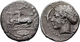SIZILIEN. SYRAKUS. 2. Republik, 466 - 405 v. Chr. Hemidrachme ø 16mm (1.94g). 415 - 405 v. Chr. Vs.: Quadriga n. r., deren Lenker von Nike bekränzt wi...